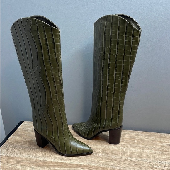 Schutz NWT Maryanna Olive Green Croc-Embossed Knee-High Boots - Picture 12 of 12